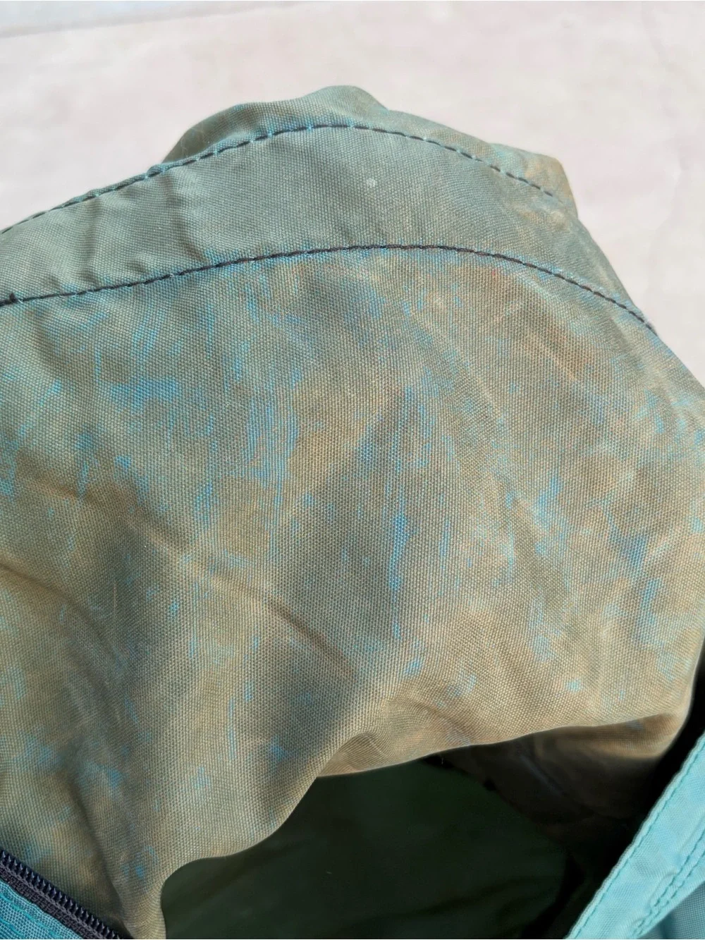 90s Eddie Bauer Teal Duffel Bag with Black Straps